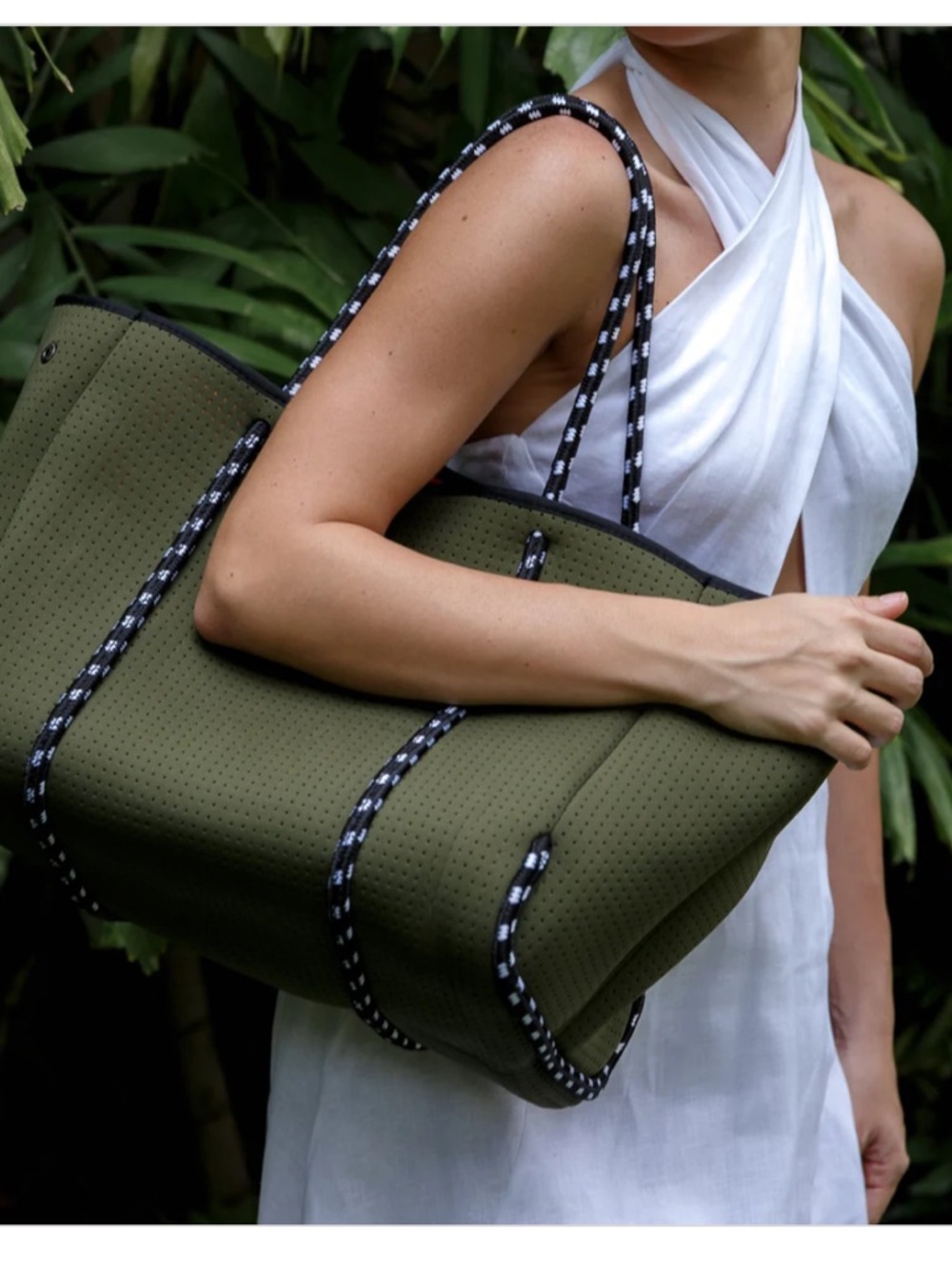 Pop ups - everyday tote - safari green NWT - Stylish Everyday Carry